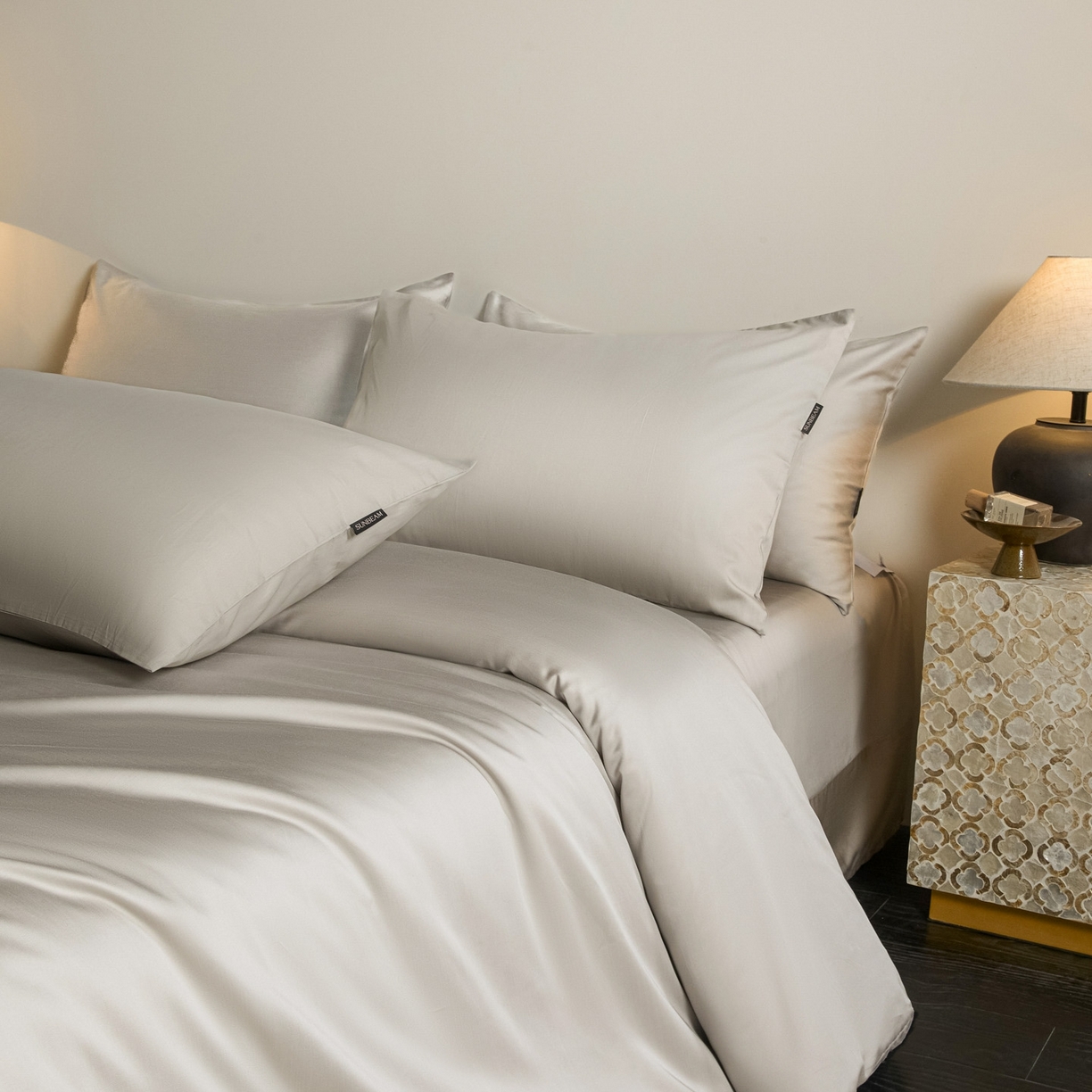 91家纺网 家纺一手货源 找家纺 秀色家纺 2026新款60S进口天丝贡缎新疆长绒棉纯色轻奢四件套 Air-天丝棉-幻影灰