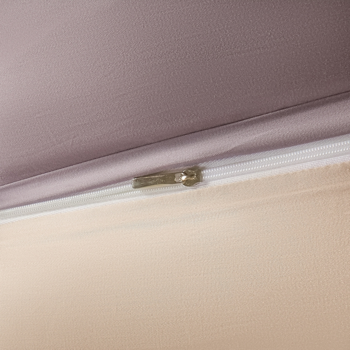 91家纺网 家纺一手货源 找家纺 秀色家纺 2026新款60S进口天丝贡缎新疆长绒棉纯色轻奢四件套 Air-天丝棉-桃灰粉+迷雾紫