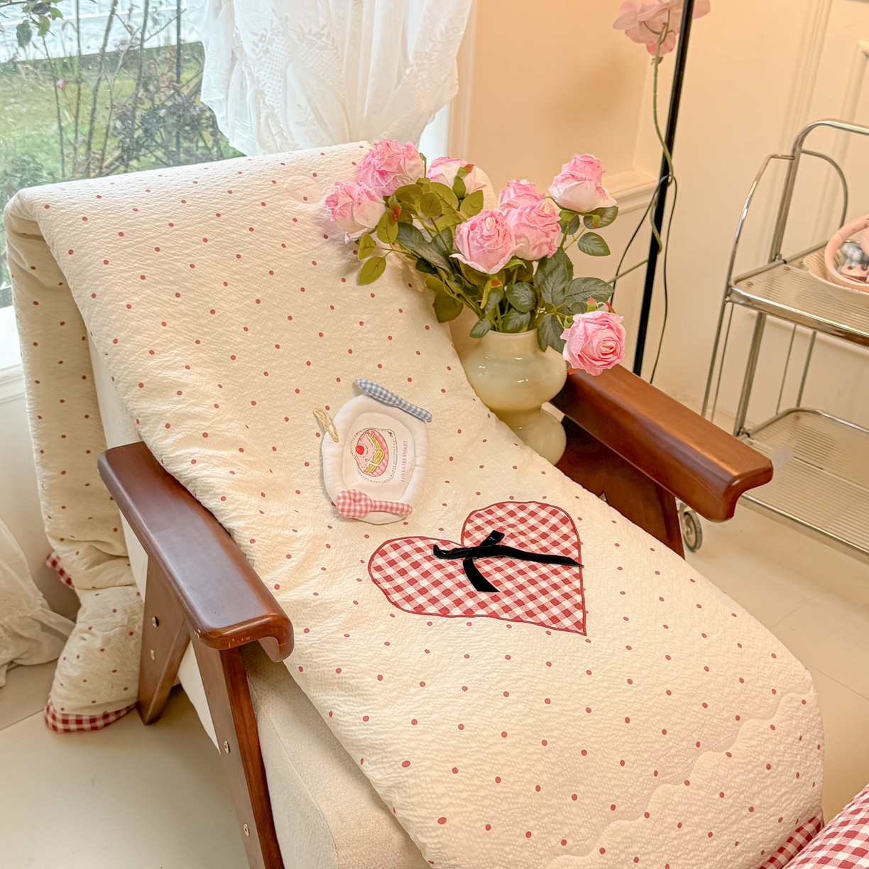 91家纺网 家纺一手货源 找家纺 （总）瑞禾家纺（原阿亮） 2026新款春夏新款提花泡芙棉贴布绣手包边单夏被夏被四件套-丘比特的爱恋