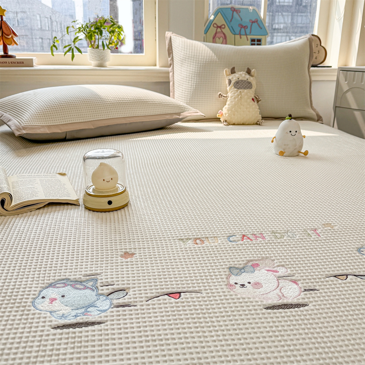 91家纺网 家纺一手货源 找家纺 （总）源舍家纺 2026新款乙纶PE国标凉席华夫格卡通刺绣可机洗凉感值0.23床笠款