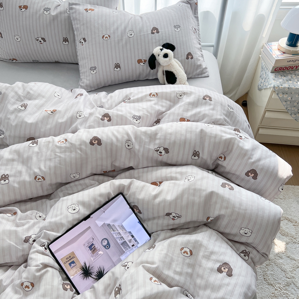 91家纺网 家纺一手货源 找家纺 早晨家纺 2026新款INS博主风卡通A类全棉纯棉双层纱四件套 奶狗日记-灰