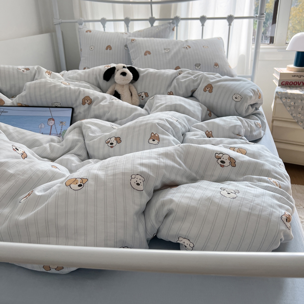 91家纺网 家纺一手货源 找家纺 早晨家纺 2026新款INS博主风卡通A类全棉纯棉双层纱四件套 奶狗日记-蓝