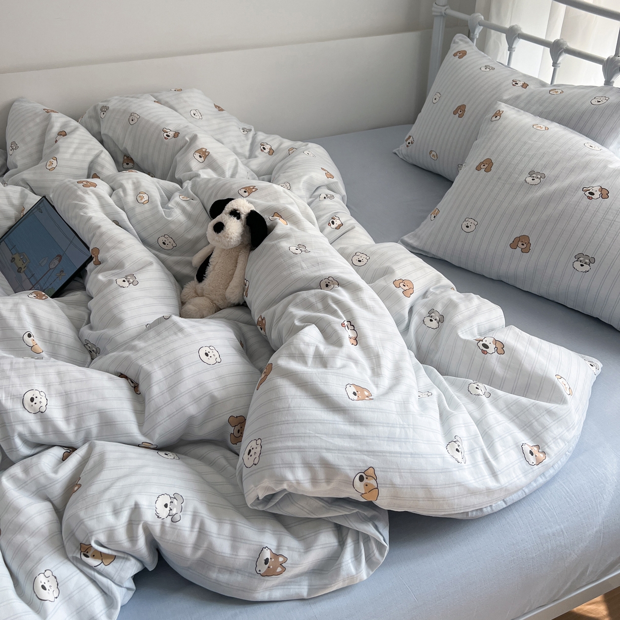 91家纺网 家纺一手货源 找家纺 早晨家纺 2026新款INS博主风卡通A类全棉纯棉双层纱四件套 奶狗日记-蓝