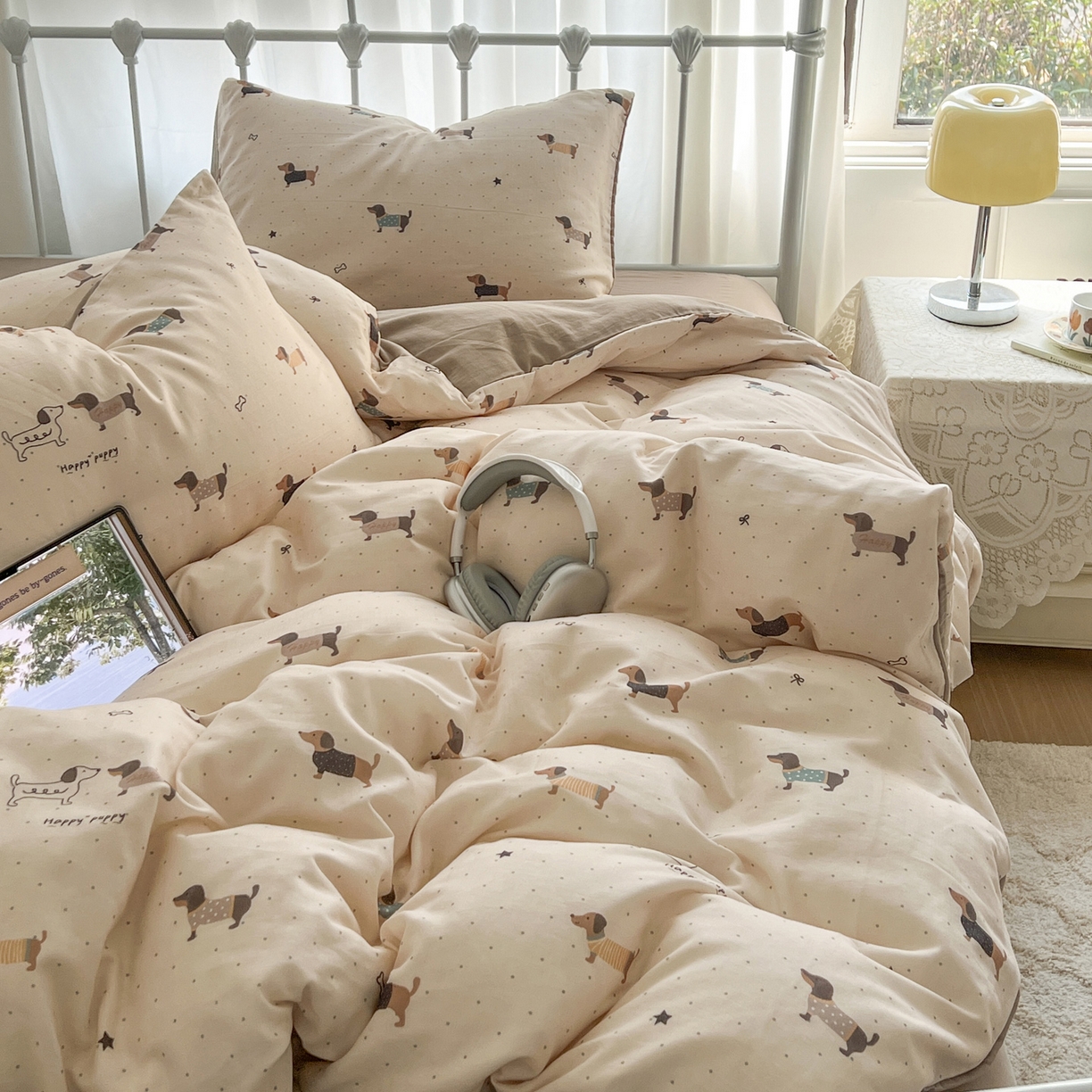 91家纺网 家纺一手货源 找家纺 早晨家纺 2026新款INS博主风卡通A类全棉纯棉双层纱四件套 腊肠狗