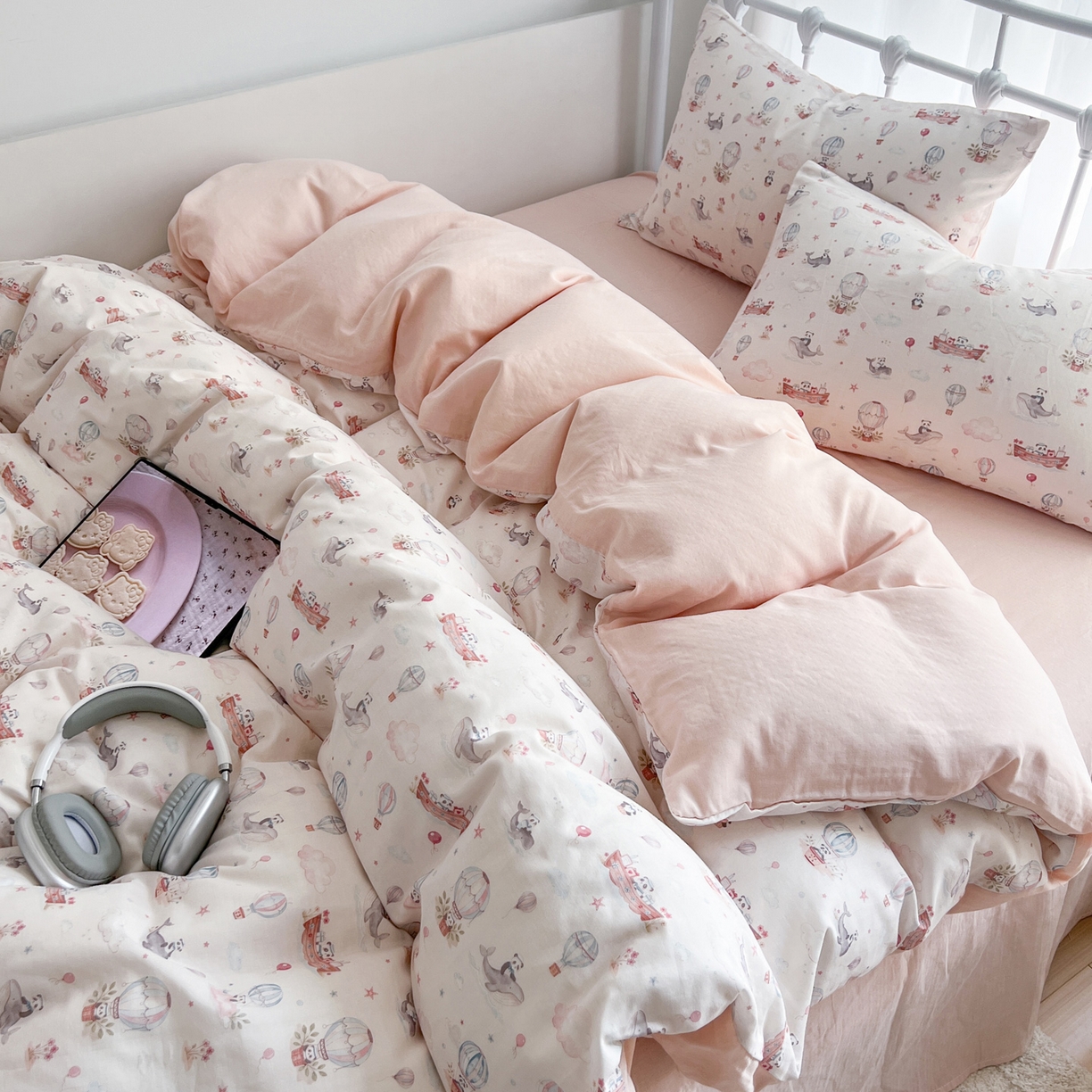 91家纺网 家纺一手货源 找家纺 早晨家纺 2026新款INS博主风卡通A类全棉纯棉双层纱四件套 气球城堡