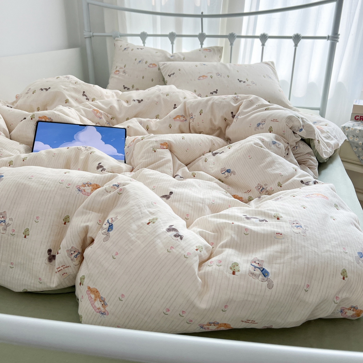 91家纺网 家纺一手货源 找家纺 早晨家纺 2026新款INS博主风卡通A类全棉纯棉双层纱四件套 软萌喵趴