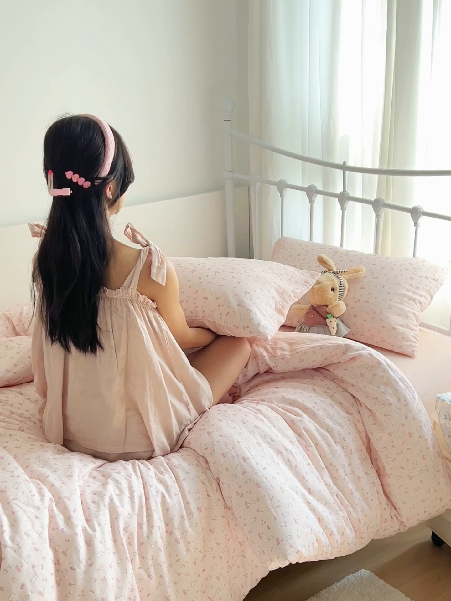 91家纺网 家纺一手货源 找家纺 早晨家纺 2026新款INS博主风卡通A类全棉纯棉双层纱四件套 樱桃小兔