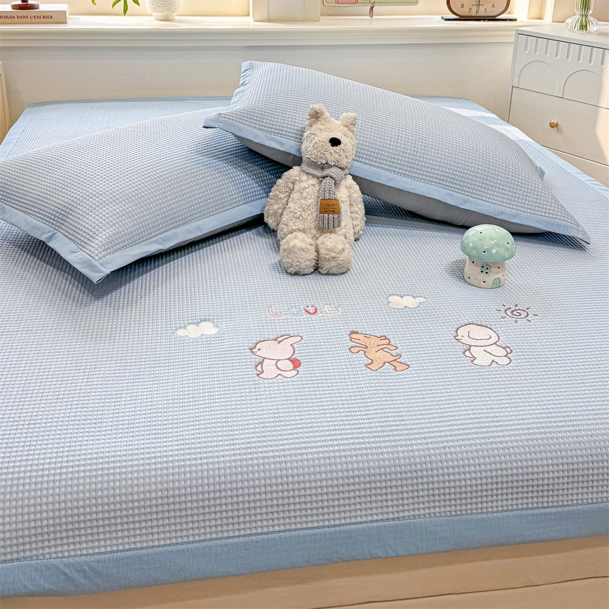 91家纺网 家纺一手货源 找家纺 （总）源舍家纺 2026新款乙纶PE国标凉席华夫格卡通刺绣可机洗凉感值0.23凉席款