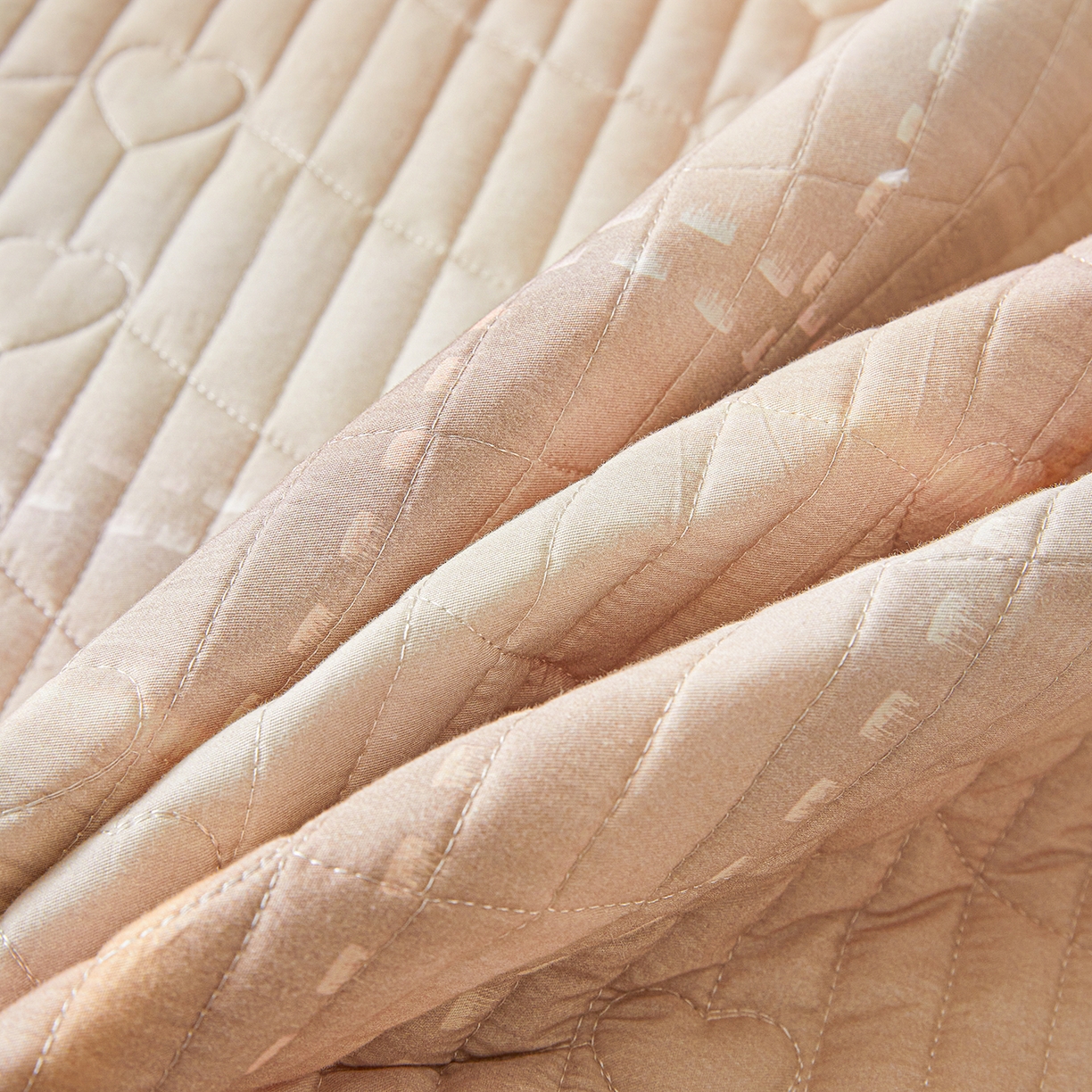 91家纺网 家纺一手货源 找家纺 宜凡家纺 2026新款全棉数码印花床盖三四件套①号系列四件套 光之羽-粉