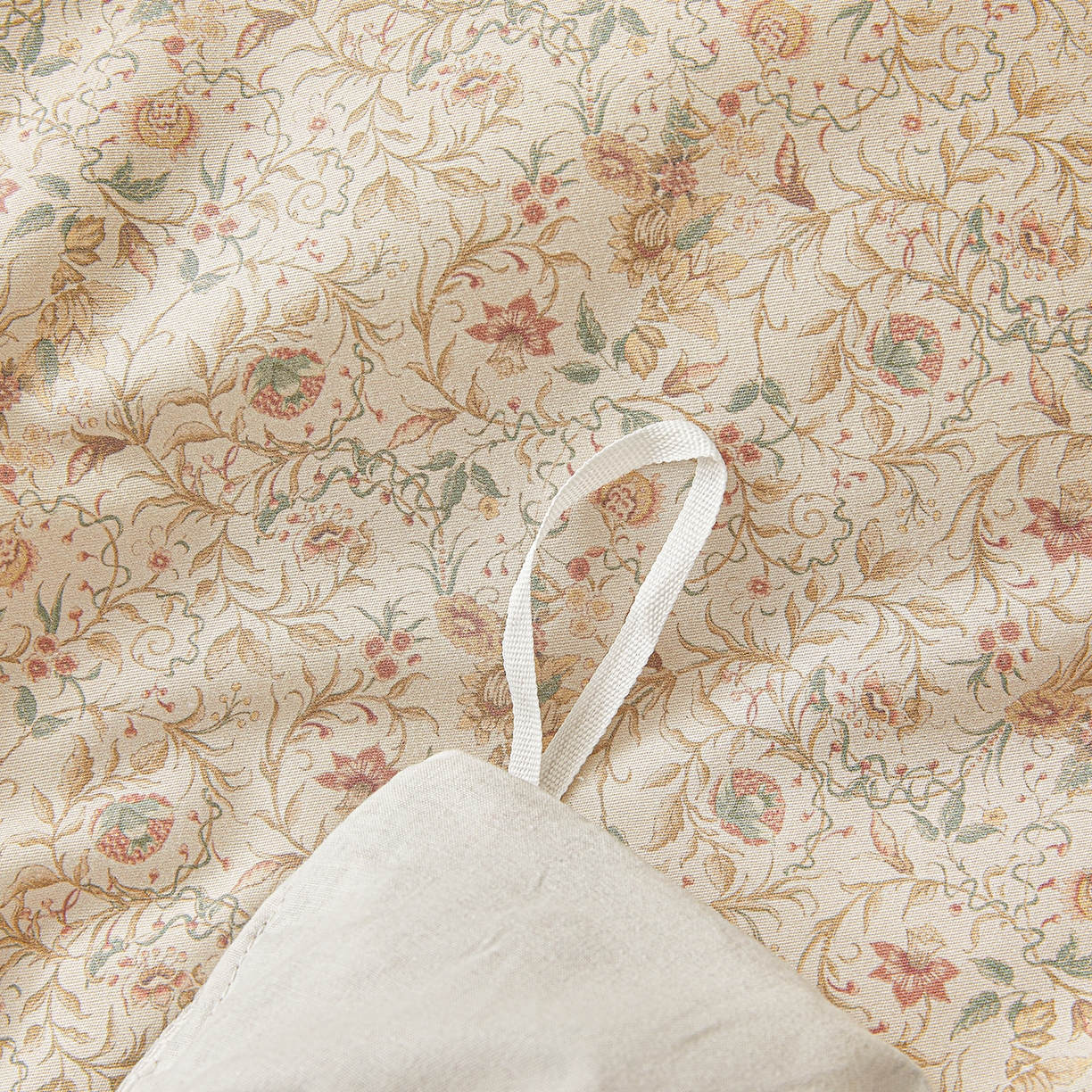 91家纺网 家纺一手货源 找家纺 宜凡家纺 2026新款全棉数码印花床盖三四件套①号系列四件套 云卷