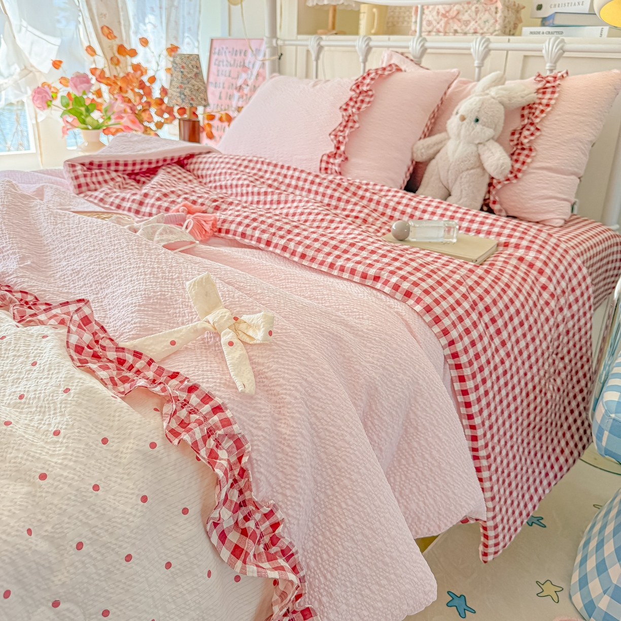 91家纺网 家纺一手货源 找家纺 瑞禾家纺（原阿亮） 2026新款提花泡芙面蝴蝶结花边韩剧女主感单夏被夏被夏凉被空调被四件套-奶油泡芙 夏被奶油泡芙-奶红波点