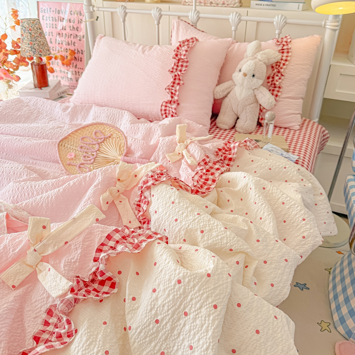 91家纺网 家纺一手货源 找家纺 瑞禾家纺（原阿亮） 2026新款提花泡芙面蝴蝶结花边韩剧女主感单夏被夏被夏凉被空调被四件套-奶油泡芙 夏被奶油泡芙-奶红波点