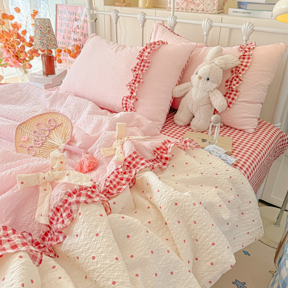 91家纺网 家纺一手货源 找家纺 瑞禾家纺（原阿亮） 2026新款提花泡芙面蝴蝶结花边韩剧女主感单夏被夏被夏凉被空调被四件套-奶油泡芙 夏被奶油泡芙-奶红波点