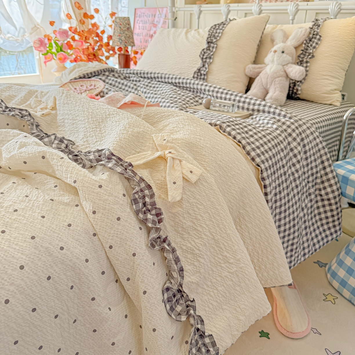 91家纺网 家纺一手货源 找家纺 瑞禾家纺（原阿亮） 2026新款提花泡芙面蝴蝶结花边韩剧女主感单夏被夏被夏凉被空调被四件套-奶油泡芙 夏被奶油泡芙-奶灰波点