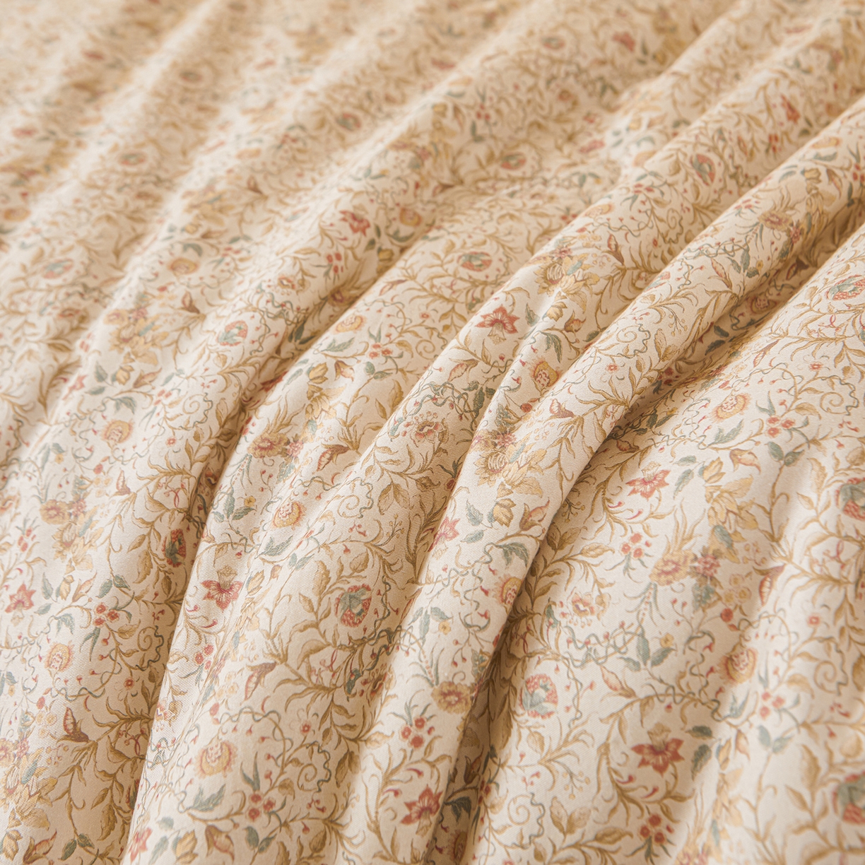 91家纺网 家纺一手货源 找家纺 宜凡家纺 2026新款全棉数码印花夏被床盖四件套①号系列 云卷