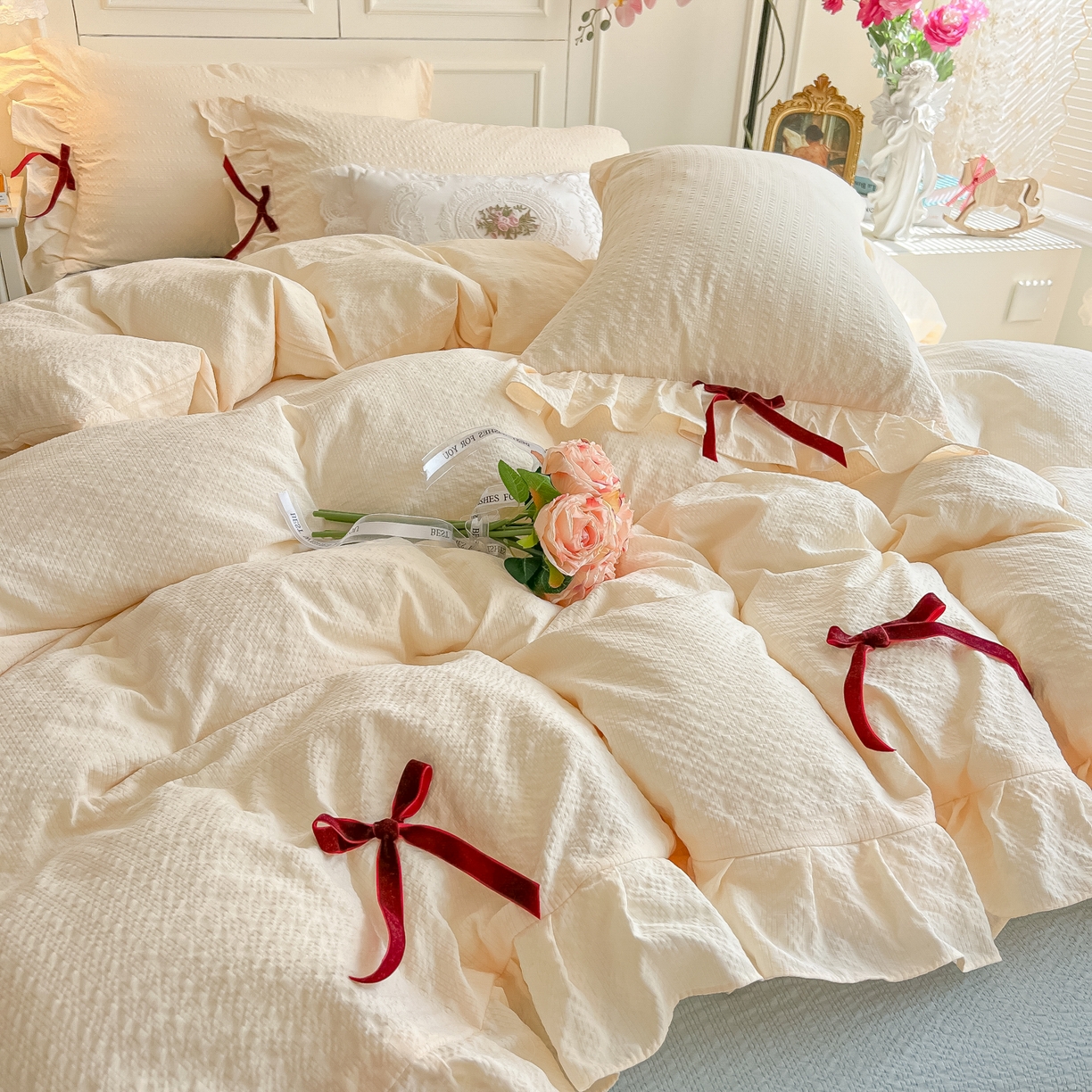 91家纺网 家纺一手货源 找家纺 （总）瑞禾家纺（原阿亮） 2026春夏新款提花泡芙棉花边蝴蝶结床单床笠四件套-甜心公主