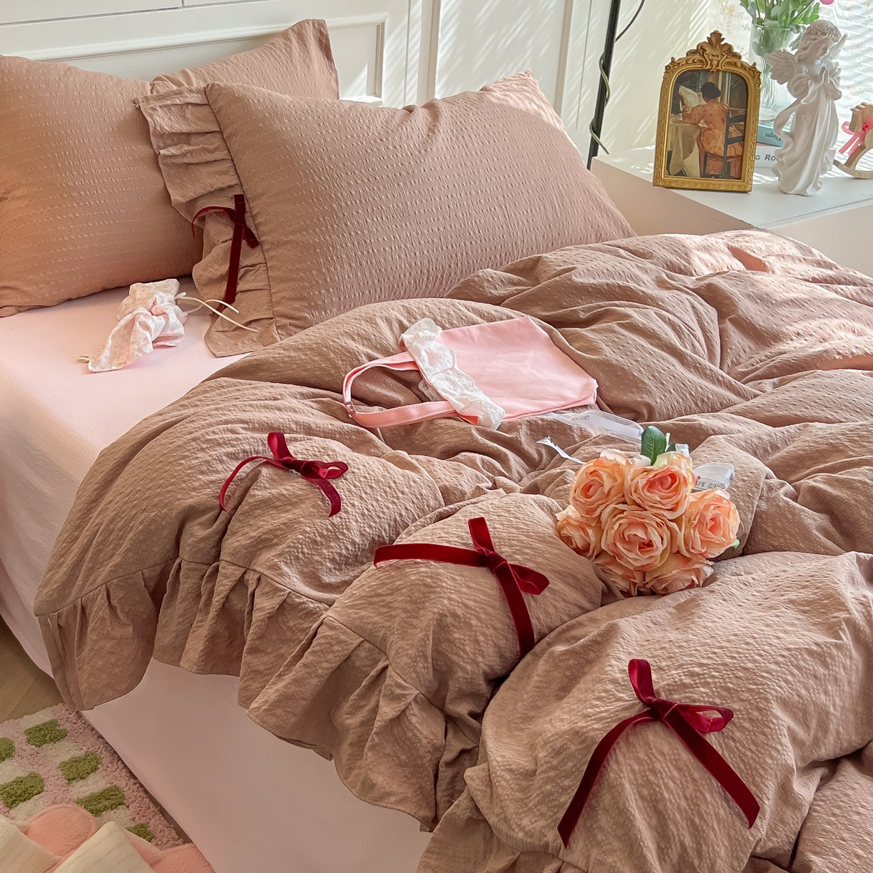 91家纺网 家纺一手货源 找家纺 瑞禾家纺（原阿亮） 2026春夏新款提花泡芙棉花边蝴蝶结床单床笠四件套-甜心公主 甜心公主-卡其