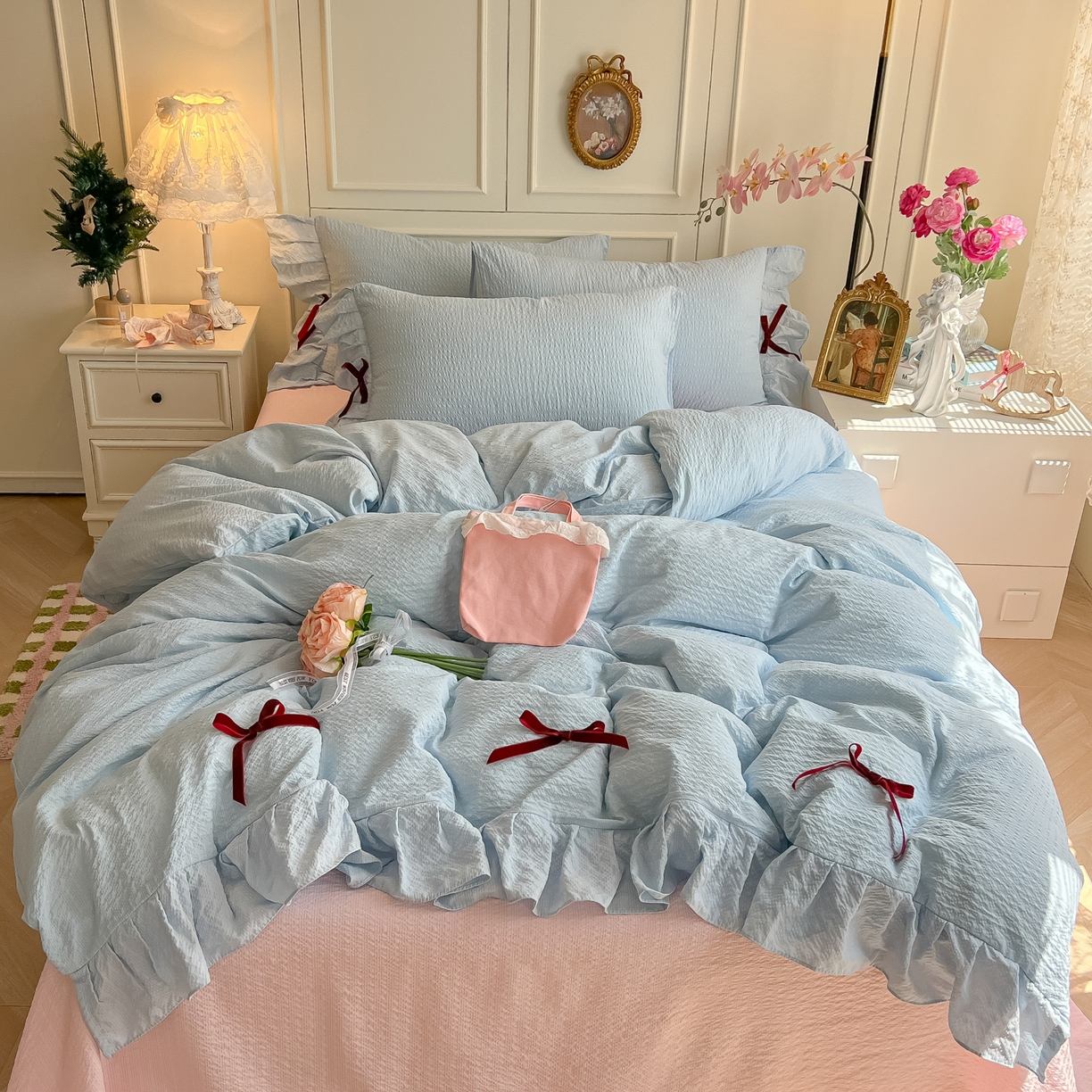91家纺网 家纺一手货源 找家纺 瑞禾家纺（原阿亮） 2026春夏新款提花泡芙棉花边蝴蝶结床单床笠四件套-甜心公主 甜心公主-天蓝