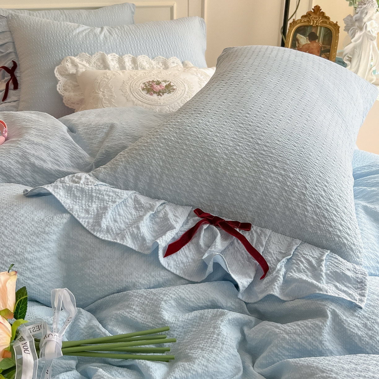 91家纺网 家纺一手货源 找家纺 瑞禾家纺（原阿亮） 2026春夏新款提花泡芙棉花边蝴蝶结床单床笠四件套-甜心公主 甜心公主-天蓝