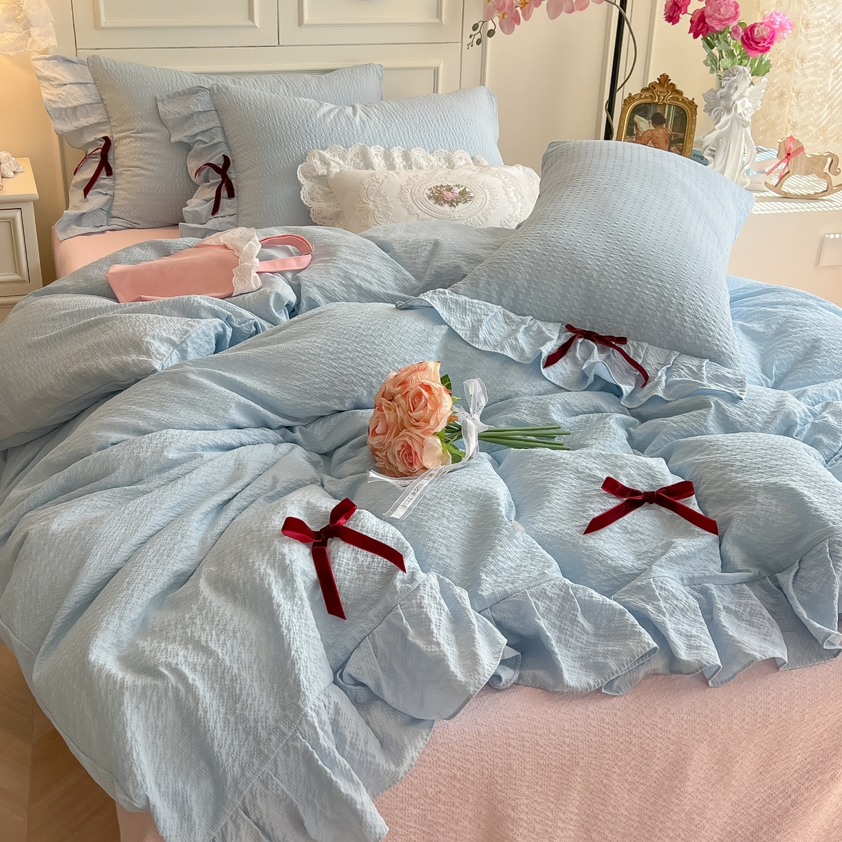 91家纺网 家纺一手货源 找家纺 瑞禾家纺（原阿亮） 2026春夏新款提花泡芙棉花边蝴蝶结床单床笠四件套-甜心公主 甜心公主-天蓝