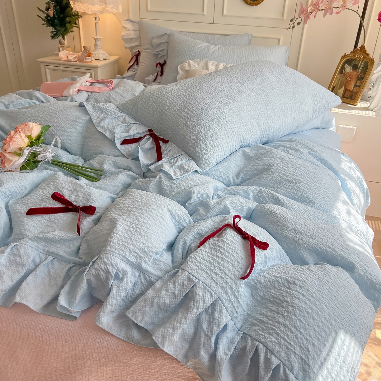 91家纺网 家纺一手货源 找家纺 瑞禾家纺（原阿亮） 2026春夏新款提花泡芙棉花边蝴蝶结床单床笠四件套-甜心公主 甜心公主-天蓝