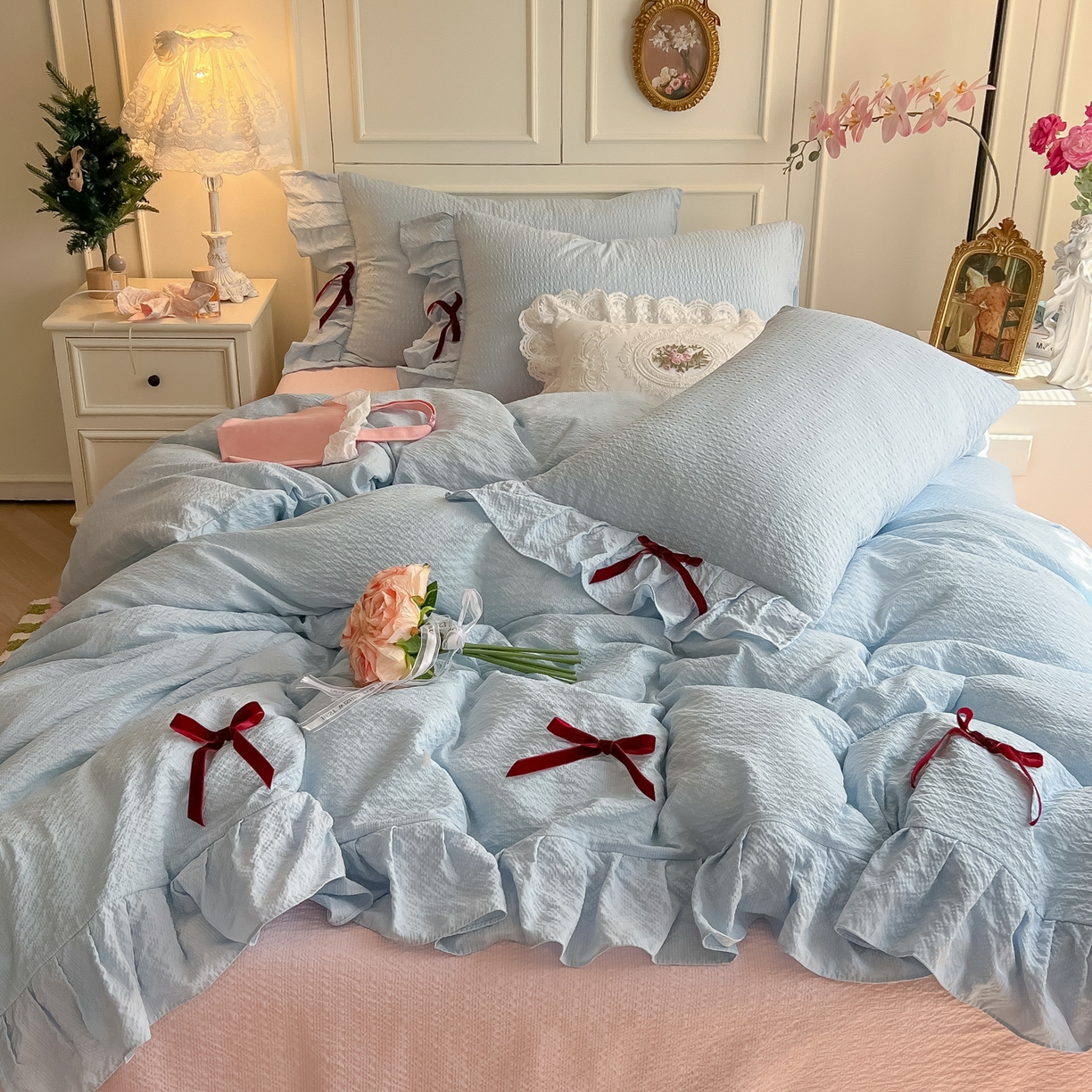 91家纺网 家纺一手货源 找家纺 瑞禾家纺（原阿亮） 2026春夏新款提花泡芙棉花边蝴蝶结床单床笠四件套-甜心公主 甜心公主-天蓝