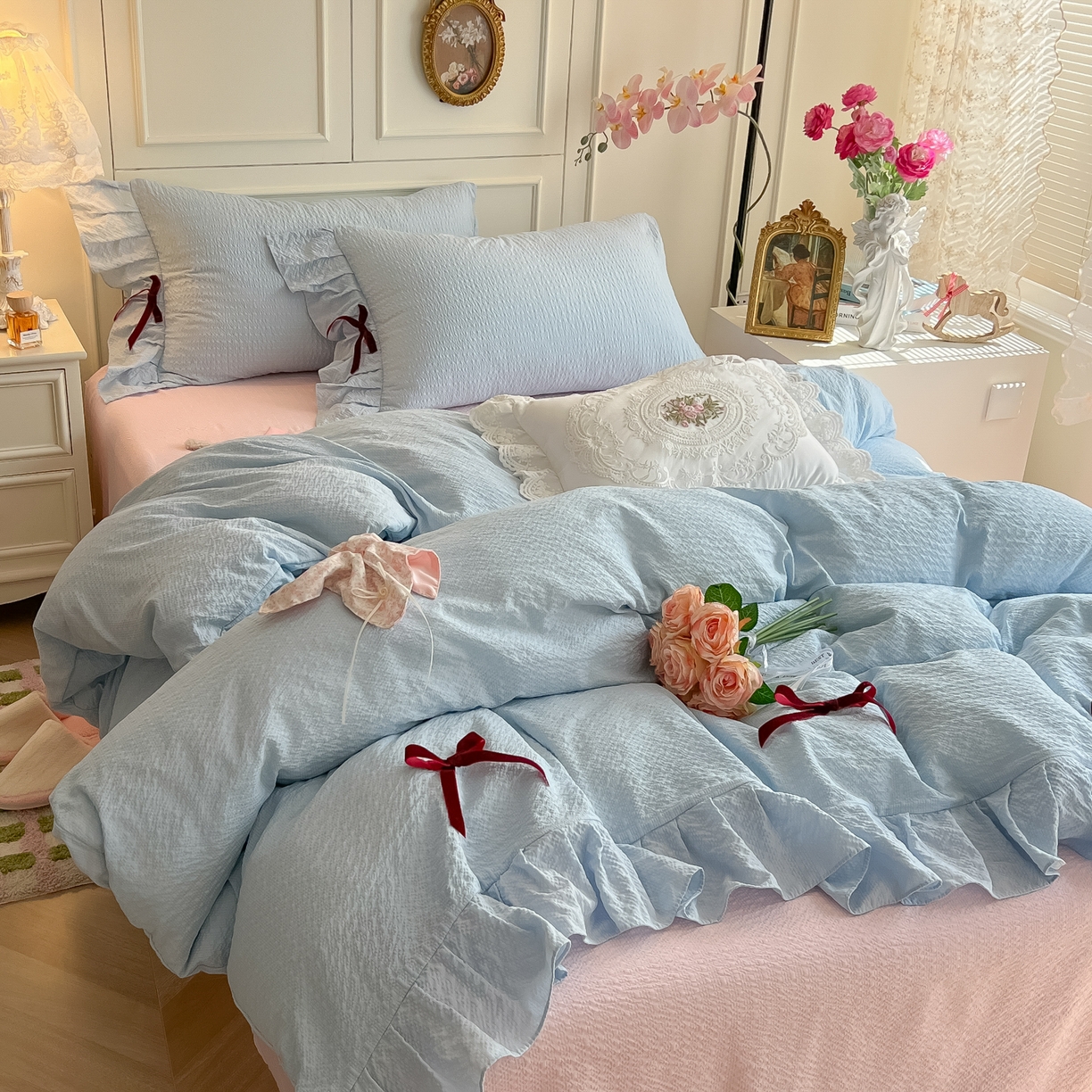 91家纺网 家纺一手货源 找家纺 瑞禾家纺（原阿亮） 2026春夏新款提花泡芙棉花边蝴蝶结床单床笠四件套-甜心公主 甜心公主-天蓝