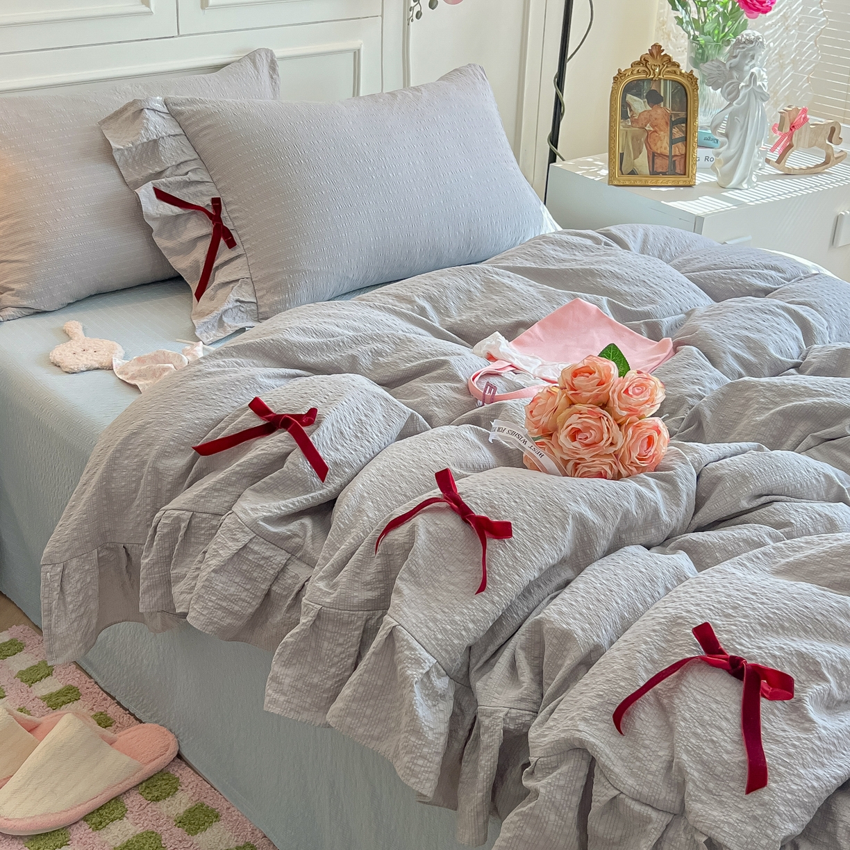 91家纺网 家纺一手货源 找家纺 瑞禾家纺（原阿亮） 2026春夏新款提花泡芙棉花边蝴蝶结床单床笠四件套-甜心公主 甜心公主-烟灰