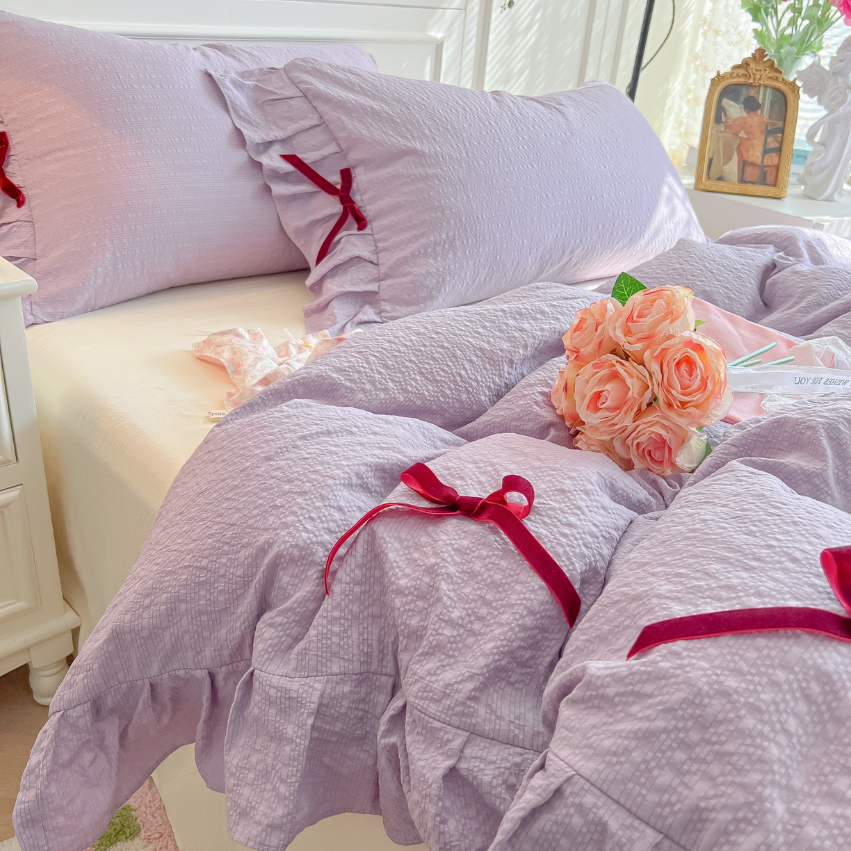 91家纺网 家纺一手货源 找家纺 瑞禾家纺（原阿亮） 2026春夏新款提花泡芙棉花边蝴蝶结床单床笠四件套-甜心公主 甜心公主-阳光紫