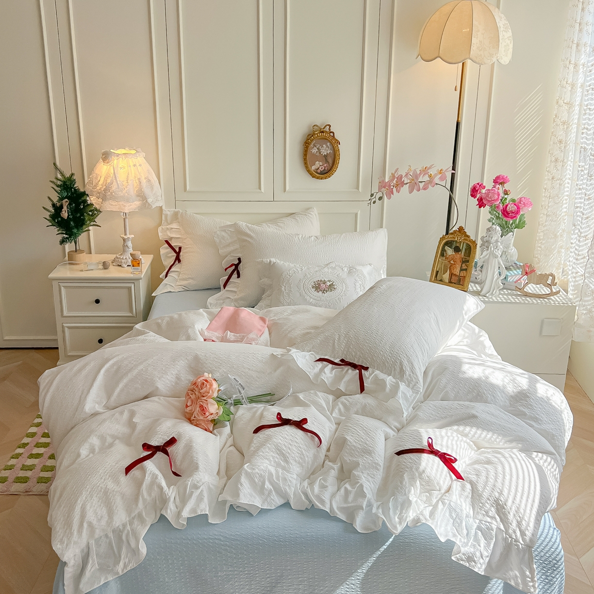 91家纺网 家纺一手货源 找家纺 瑞禾家纺（原阿亮） 2026春夏新款提花泡芙棉花边蝴蝶结床单床笠四件套-甜心公主 甜心公主-珍珠白