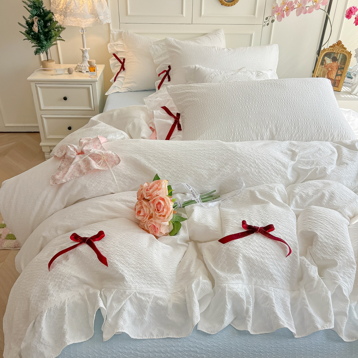 91家纺网 家纺一手货源 找家纺 瑞禾家纺（原阿亮） 2026春夏新款提花泡芙棉花边蝴蝶结床单床笠四件套-甜心公主 甜心公主-珍珠白