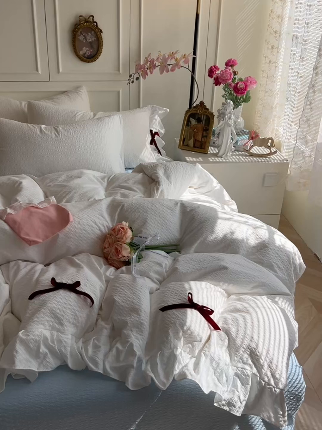 91家纺网 家纺一手货源 找家纺 瑞禾家纺（原阿亮） 2026春夏新款提花泡芙棉花边蝴蝶结床单床笠四件套-甜心公主 甜心公主-珍珠白