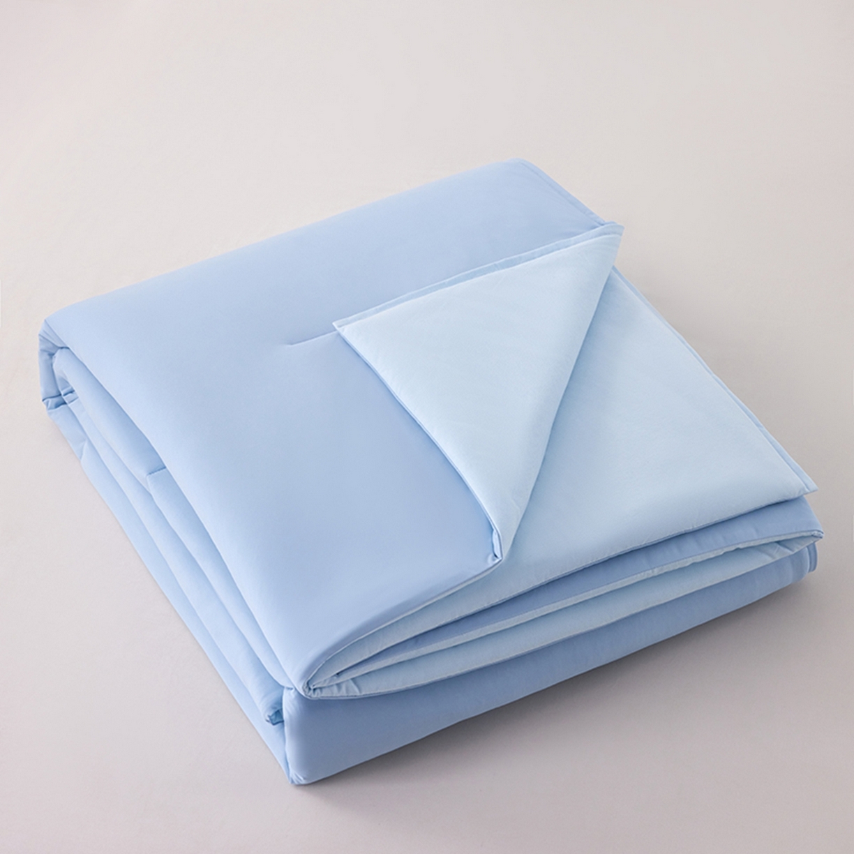 91家纺网 家纺一手货源 找家纺 亿菲凡家纺 2026新款亚朵同款酒店被子夏季深睡双感夏凉被凉感被夏被控温被pro3.0  静水蓝