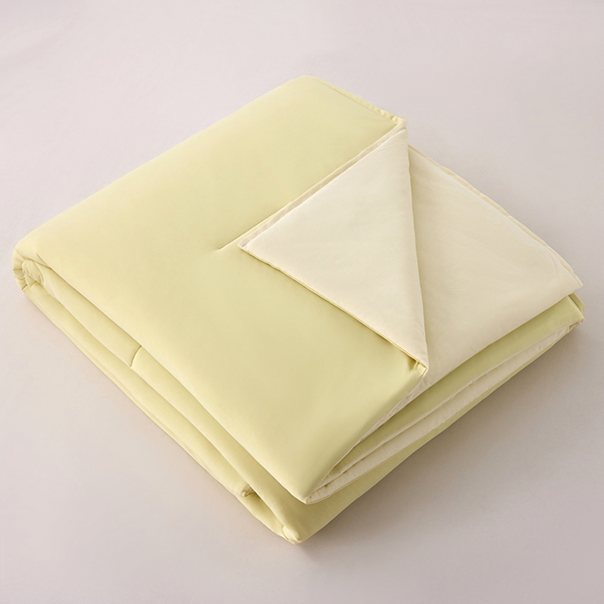 91家纺网 家纺一手货源 找家纺 亿菲凡家纺 2026新款亚朵同款酒店被子夏季深睡双感夏凉被凉感被夏被控温被pro3.0  竹青黄