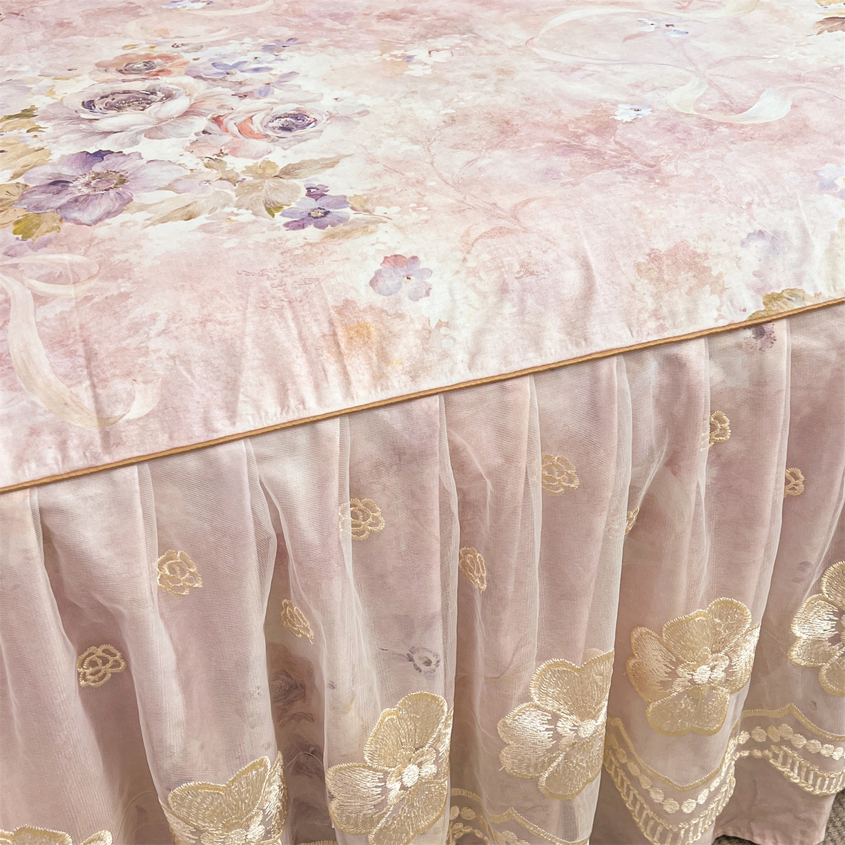 91家纺网 家纺一手货源 找家纺  宜凡家纺 2026新款全棉数码印花单层床裙三四件套①号系列三件套 香雪海