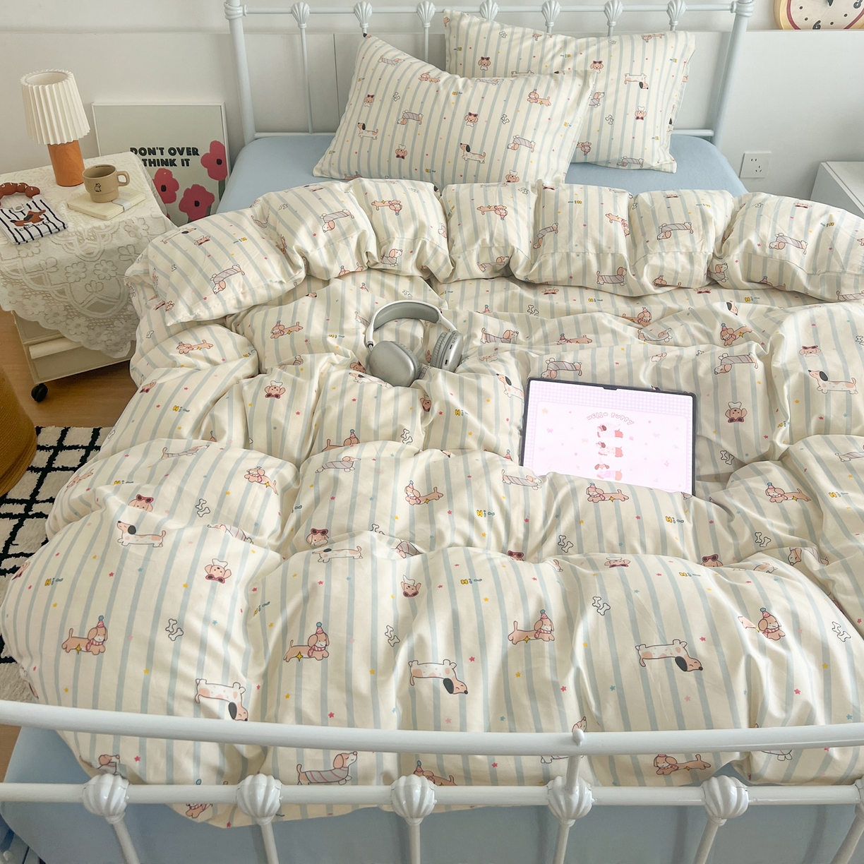 91家纺网 家纺一手货源 找家纺 早晨家纺 2026新款INS减龄可爱风卡通40支全棉纯棉色织水洗棉四件套 趣味狗