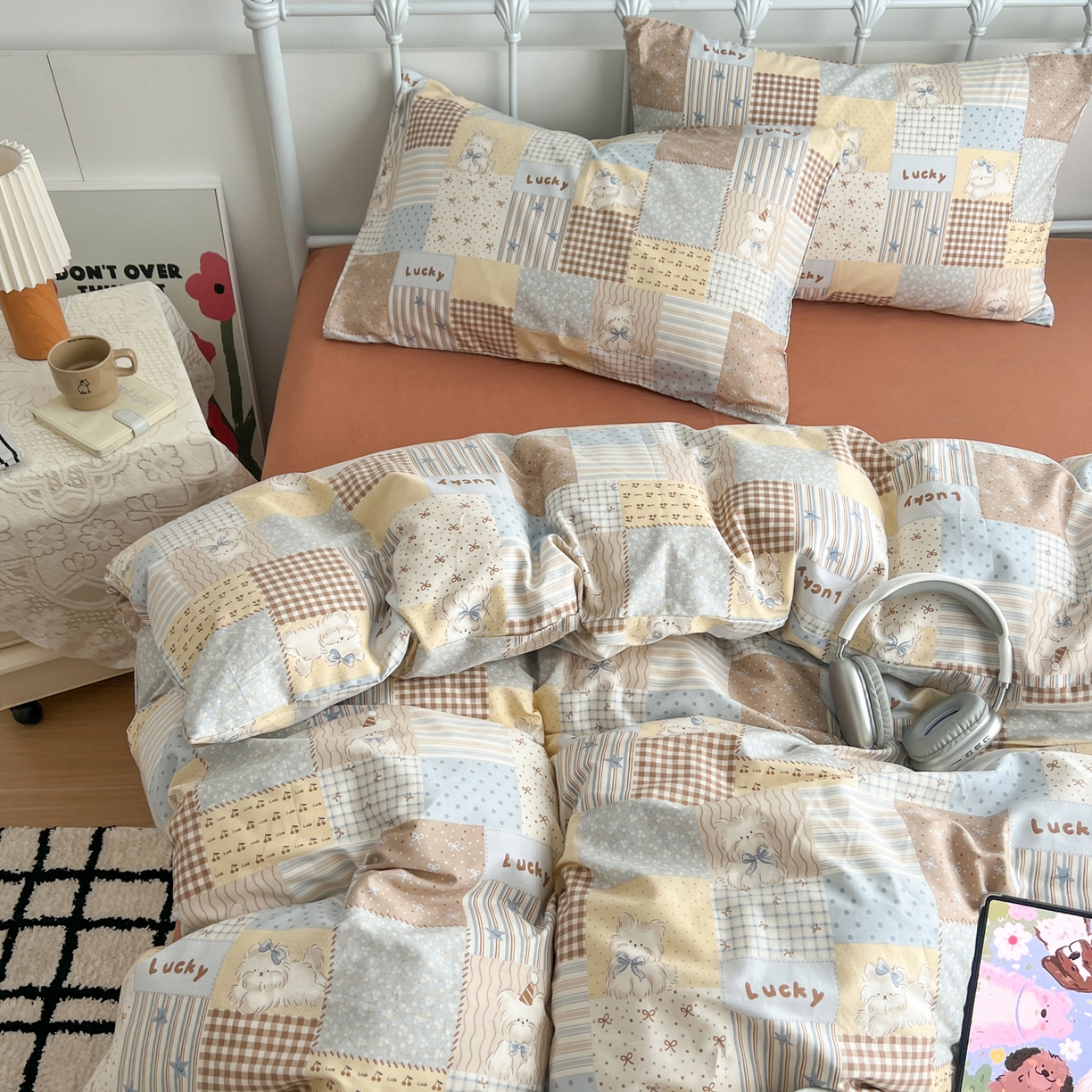 91家纺网 家纺一手货源 找家纺 早晨家纺 2026新款INS减龄可爱风卡通40支全棉纯棉色织水洗棉四件套 汪星人乐园