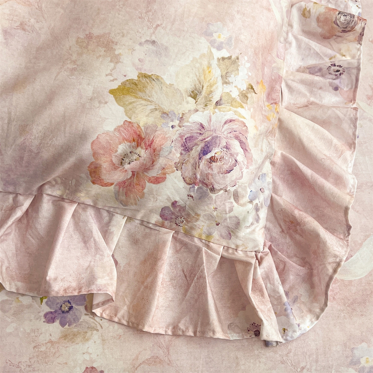 91家纺网 家纺一手货源 找家纺 宜凡家纺 2026新款全棉数码印花单层床裙三四件套①号系列四件套 香雪海