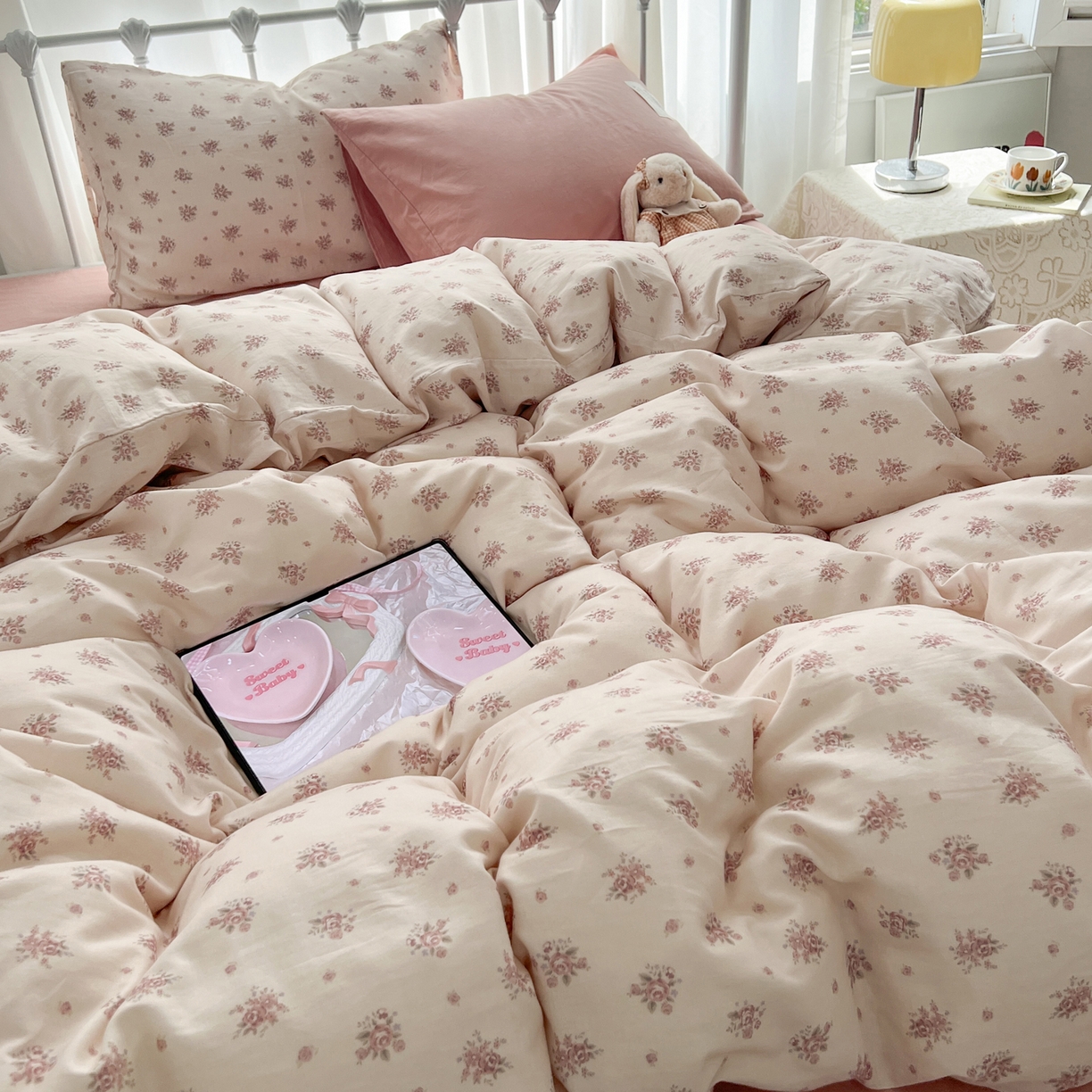 91家纺网 家纺一手货源 找家纺 （总）早晨家纺 2026新款INS博主风混搭小碎花A类全棉双层纱四件套