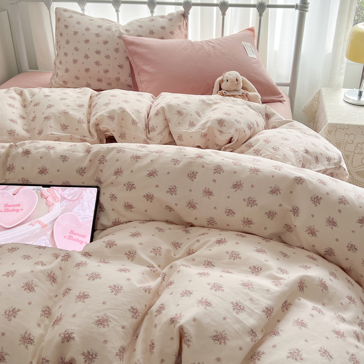 91家纺网 家纺一手货源 找家纺 早晨家纺 2026新款INS博主风混搭小碎花A类全棉双层纱四件套 双层纱-月野蔷薇