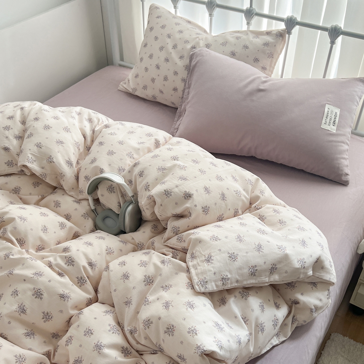 91家纺网 家纺一手货源 找家纺 早晨家纺 2026新款INS博主风混搭小碎花A类全棉双层纱四件套 双层纱-春颂