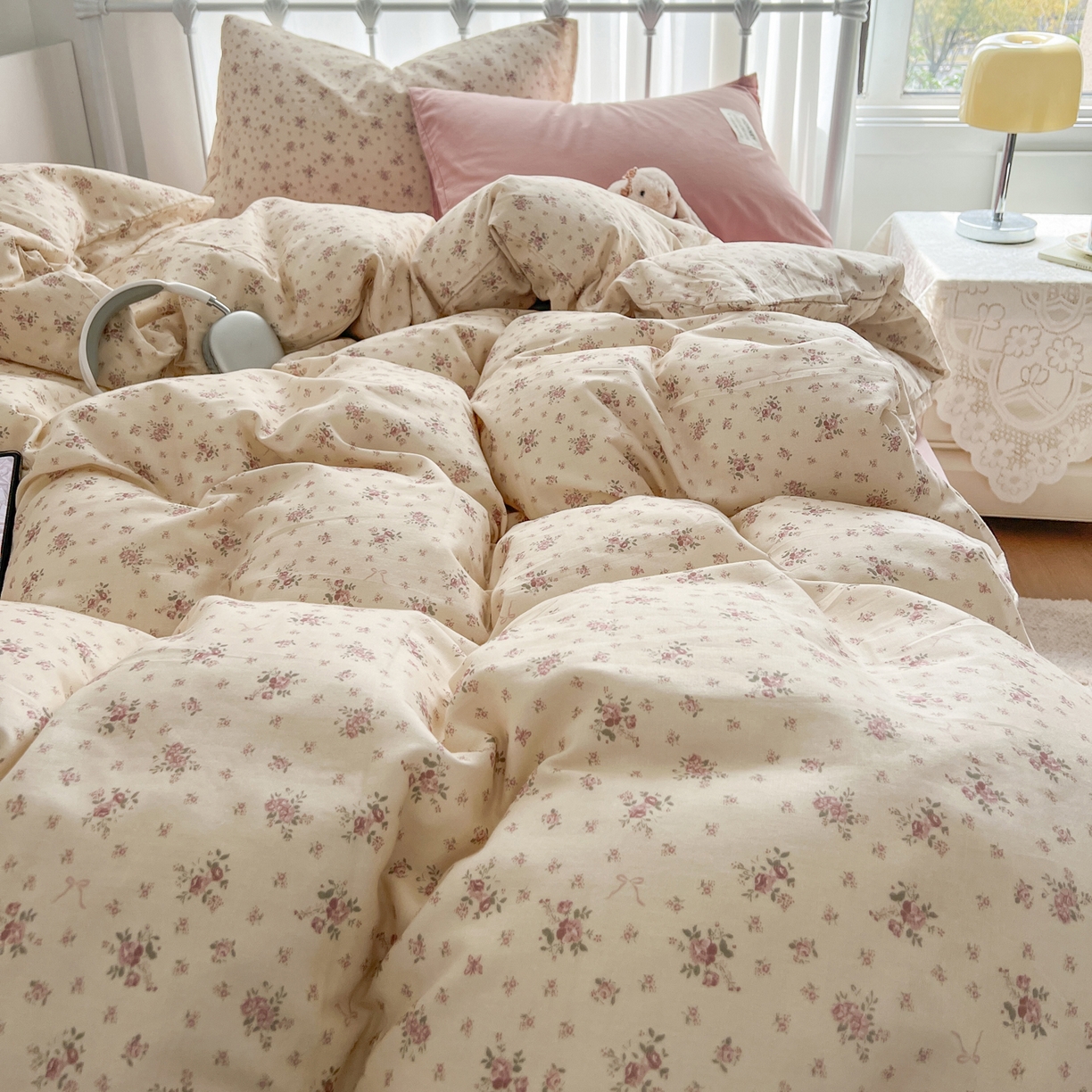 91家纺网 家纺一手货源 找家纺 早晨家纺 2026新款INS博主风混搭小碎花A类全棉双层纱四件套 双层纱-山野物语