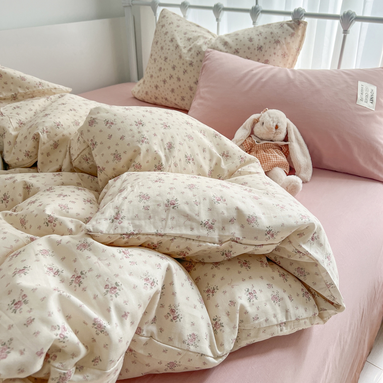 91家纺网 家纺一手货源 找家纺 早晨家纺 2026新款INS博主风混搭小碎花A类全棉双层纱四件套 双层纱-山野物语