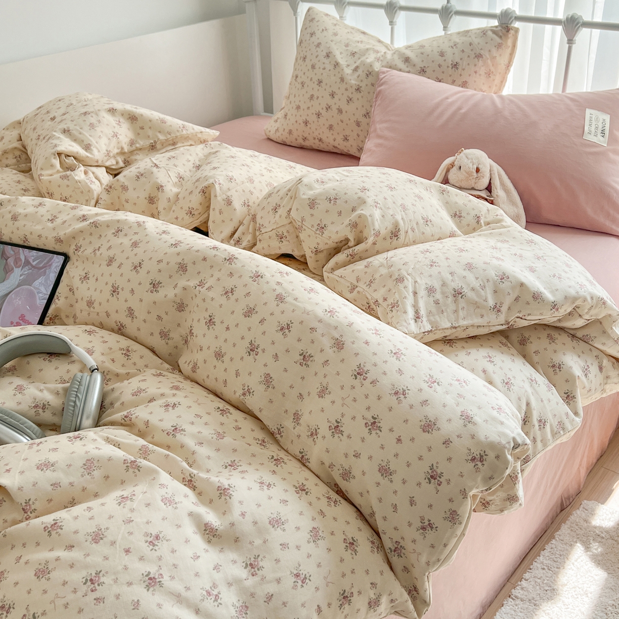 91家纺网 家纺一手货源 找家纺 早晨家纺 2026新款INS博主风混搭小碎花A类全棉双层纱四件套 双层纱-山野物语