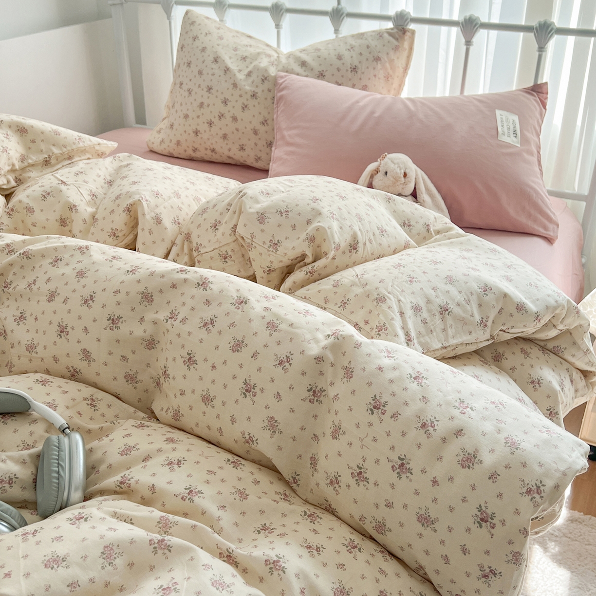 91家纺网 家纺一手货源 找家纺 早晨家纺 2026新款INS博主风混搭小碎花A类全棉双层纱四件套 双层纱-山野物语