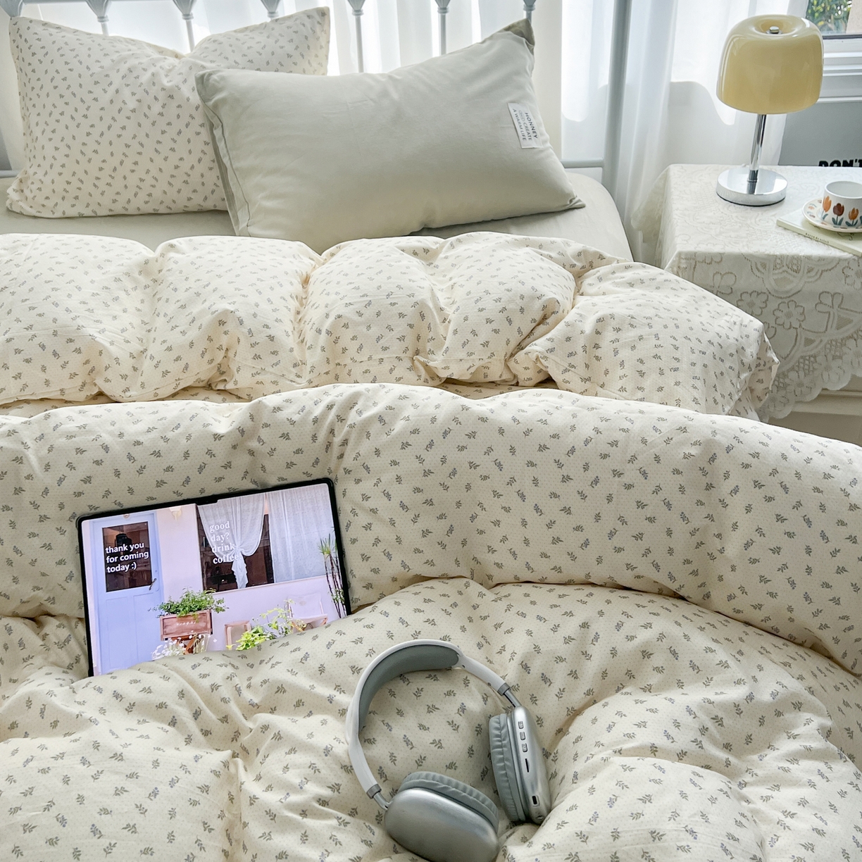 91家纺网 家纺一手货源 找家纺 早晨家纺 2026新款INS博主风混搭小碎花A类全棉双层纱四件套 双层纱-栀夏