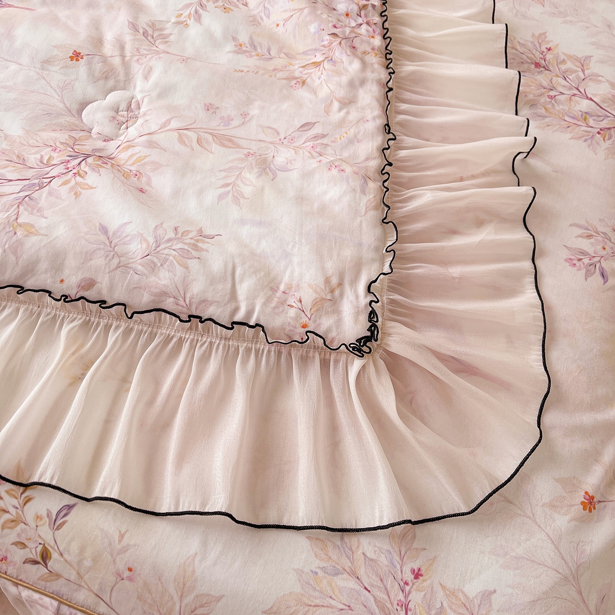 91家纺网 家纺一手货源 找家纺 （总）宜凡家纺 2026新款全棉数码印花夏被床裙四件套①号系列