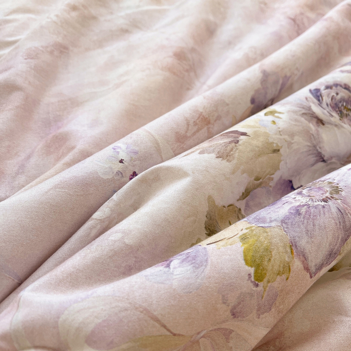 91家纺网 家纺一手货源 找家纺 宜凡家纺 2026新款全棉数码印花夏被床裙四件套①号系列 香雪海