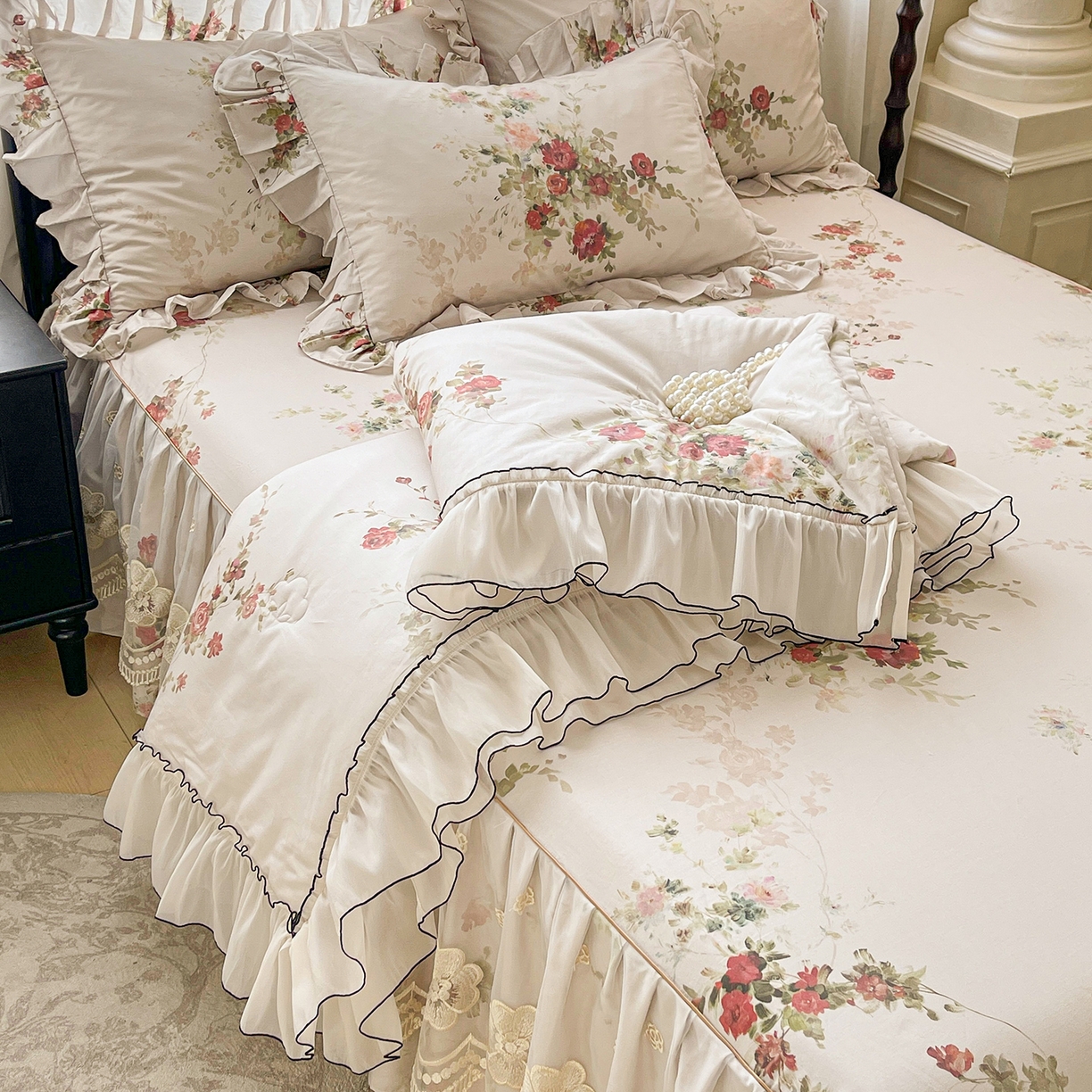 91家纺网 家纺一手货源 找家纺 宜凡家纺 2026新款全棉数码印花夏被床裙四件套①号系列 云栀