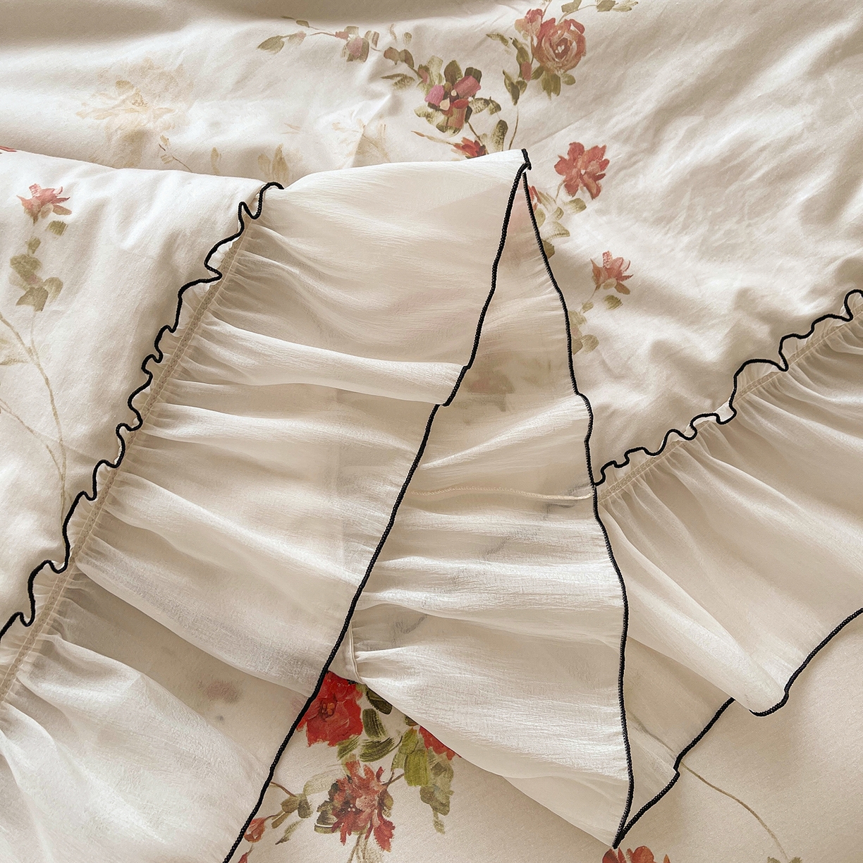 91家纺网 家纺一手货源 找家纺 宜凡家纺 2026新款全棉数码印花夏被床裙四件套①号系列 云栀